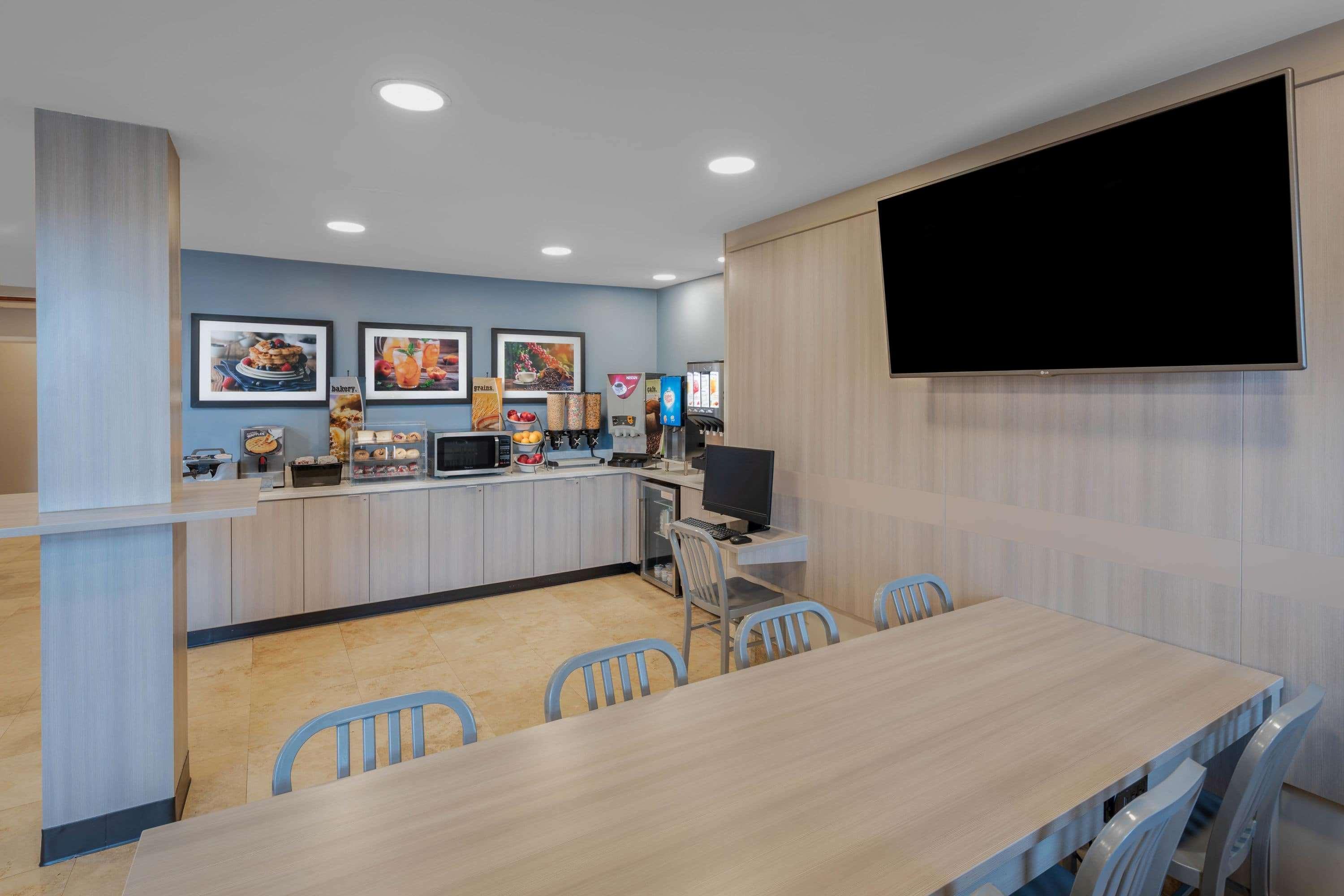 Hotel Microtel & By Wyndham Atlanta Buckhead Area 2*