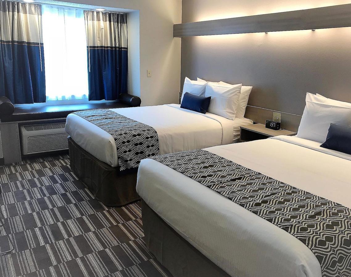 Microtel & By Wyndham Atlanta Buckhead Area 2*