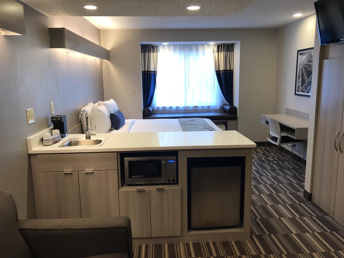 Microtel & By Wyndham Atlanta Buckhead Area 2*