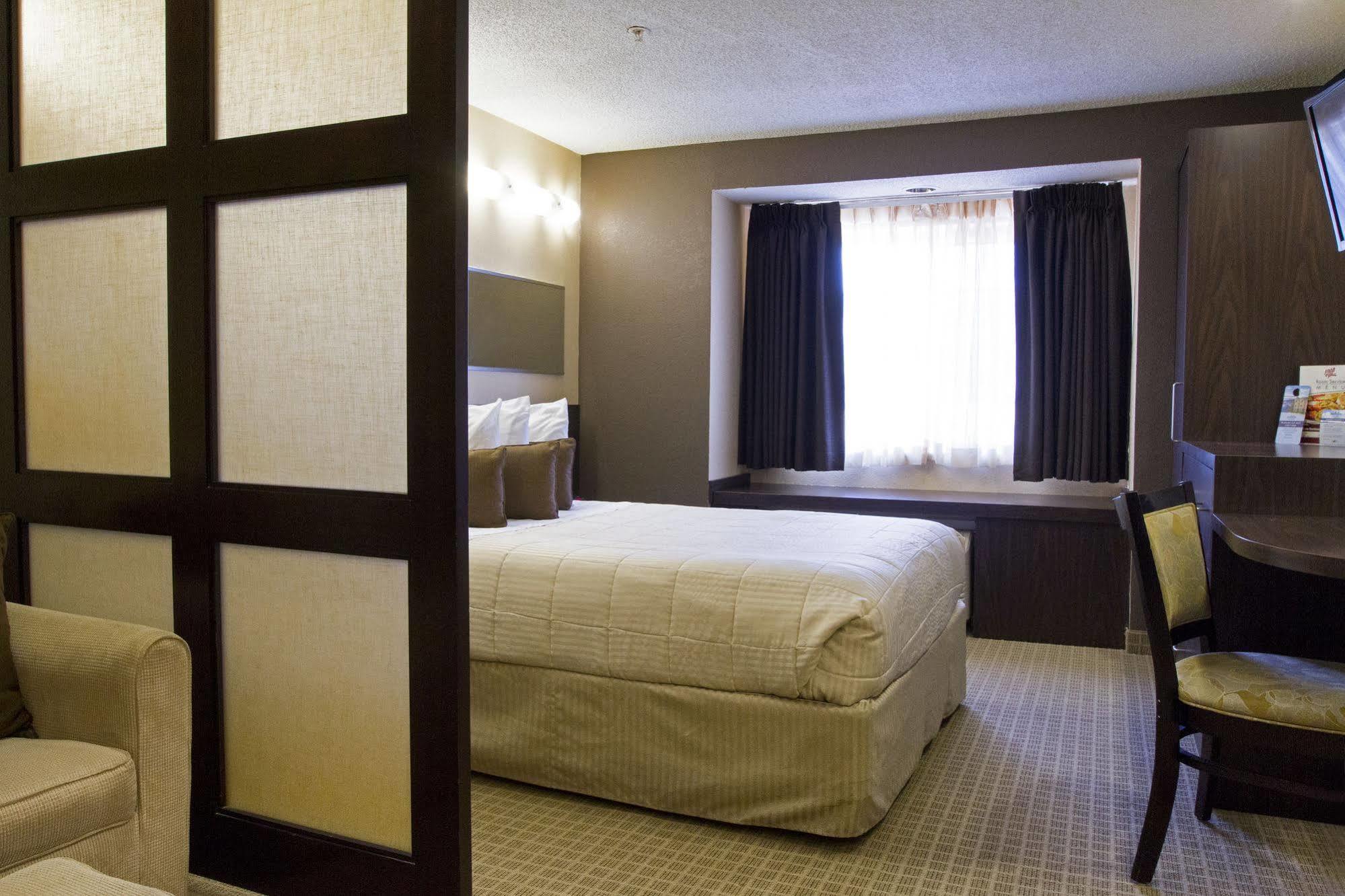Microtel & By Wyndham Atlanta Buckhead Area 2*